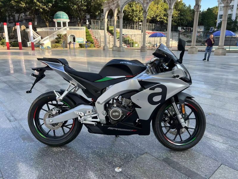 二手宗申阿普利亚GPR250R