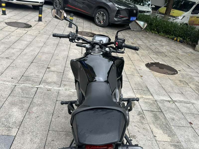 二手本田CB1000R