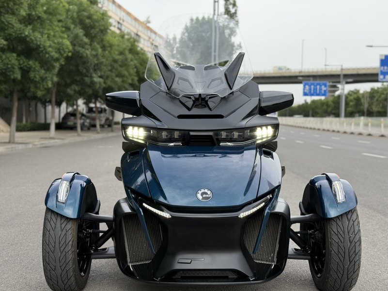 二手庞巴迪Spyder F3 