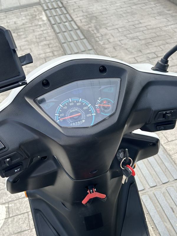 二手豪爵VF100