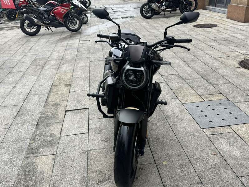 二手本田CB1000R