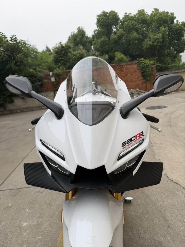 二手张雪机车820RR