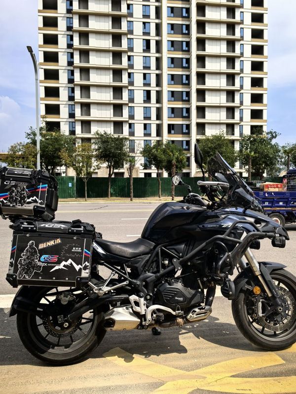 二手贝纳利金鹏 TRK502