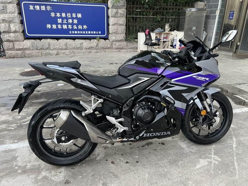 二手本田CBR400R