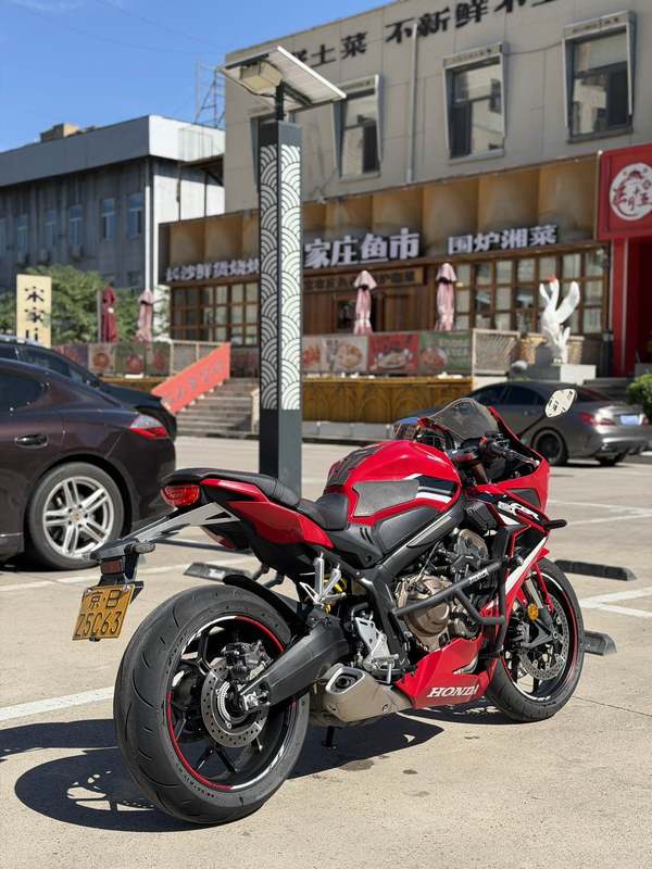 二手本田CBR650R