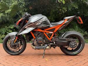 二手KTMR2R1290 Super Duke