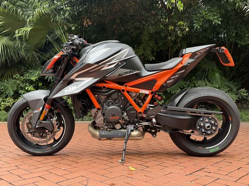 二手KTMR2R1290 Super Duke