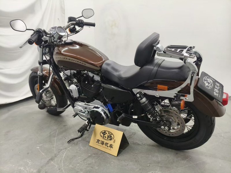 二手哈雷戴维森1200 Custom
