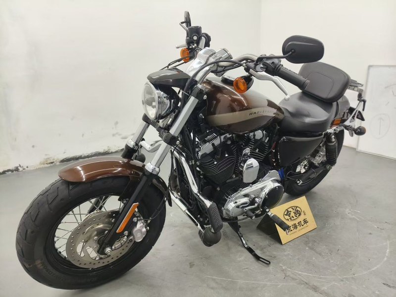 二手哈雷戴维森1200 Custom