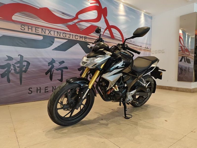 二手五羊本田CB190R 暴锋眼