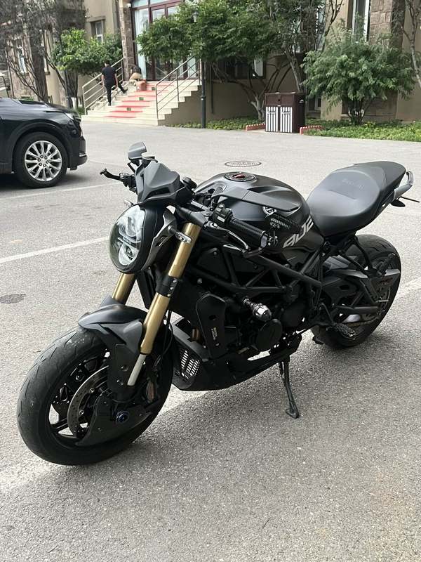 二手贝纳利902S
