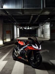 二手阿普利亚RSV4