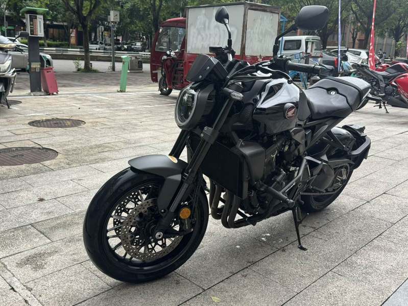 二手本田CB1000R