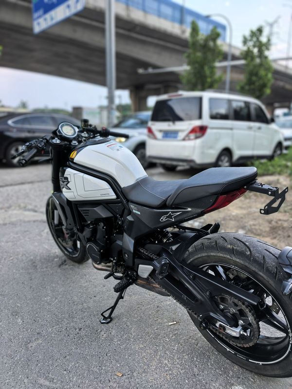 二手春风700CL-X