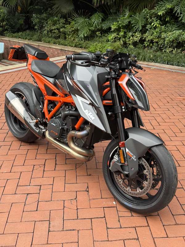 二手KTMR2R1290 Super Duke