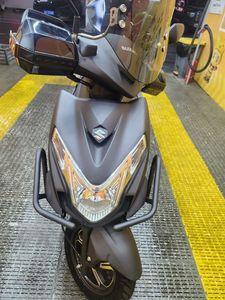 二手济南铃木优驿 UE125T