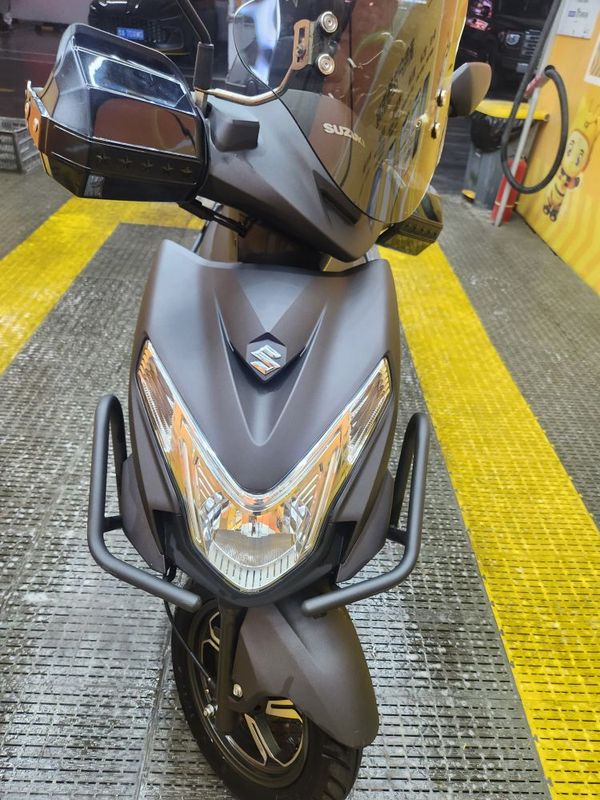 二手济南铃木优驿 UE125T