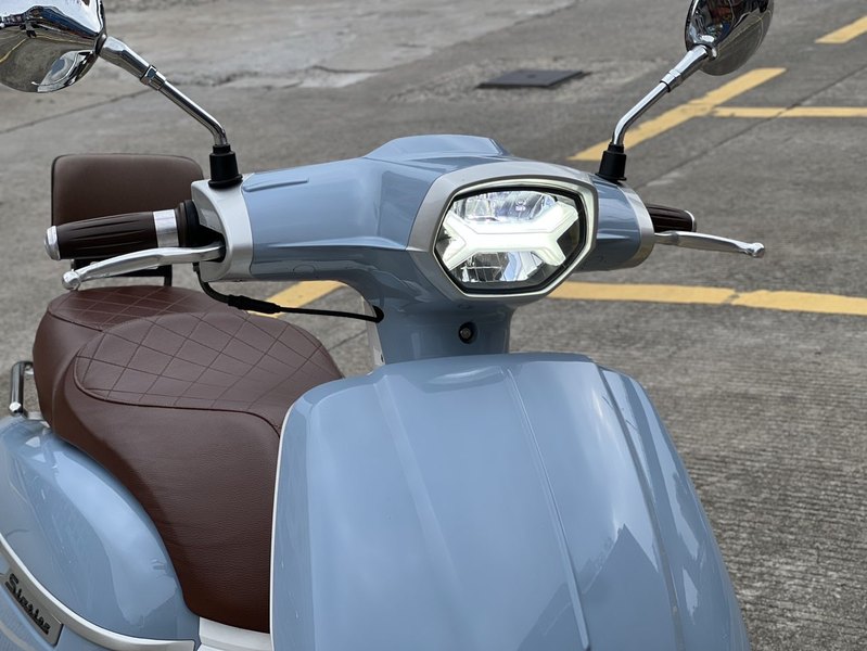 二手维多利亚Sixties 300i