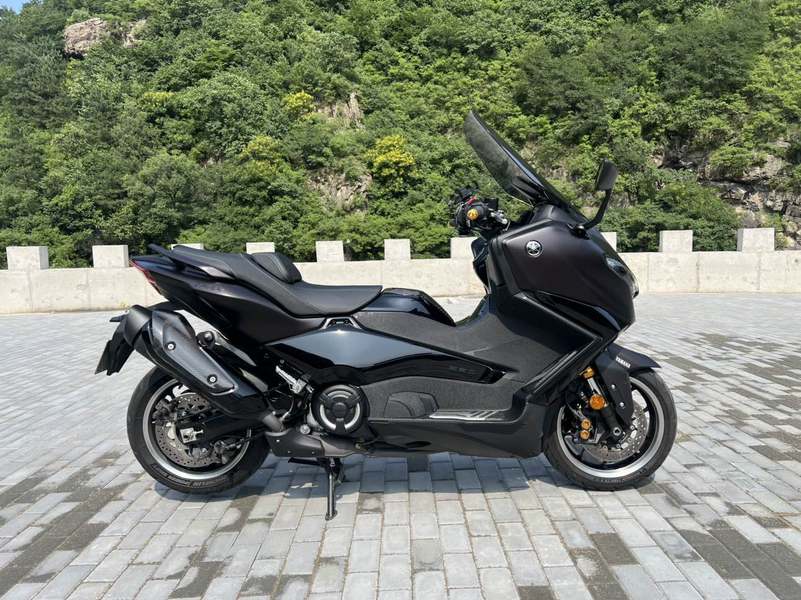 二手雅马哈TMAX