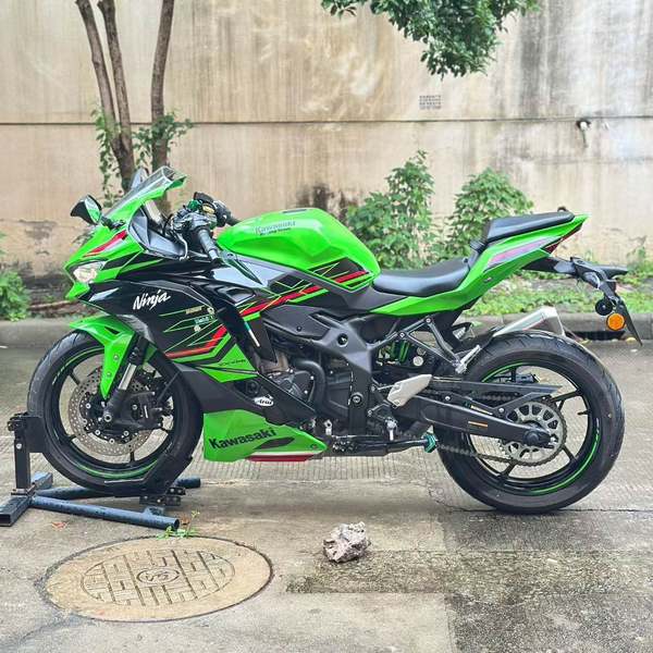 二手川崎ZX-4R