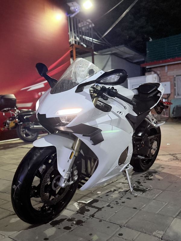 二手张雪机车500RR