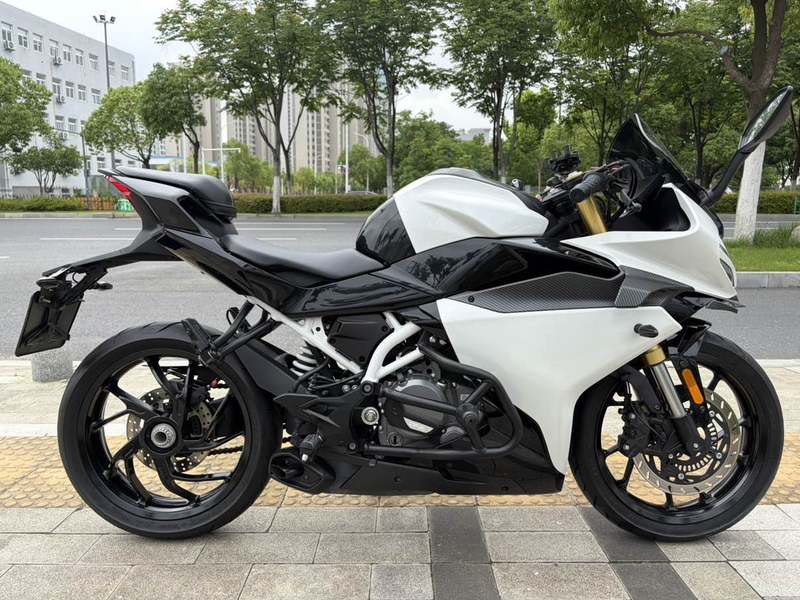 二手春风250SR