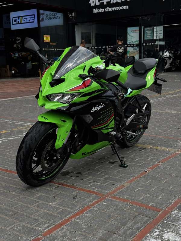 二手川崎ZX-4R