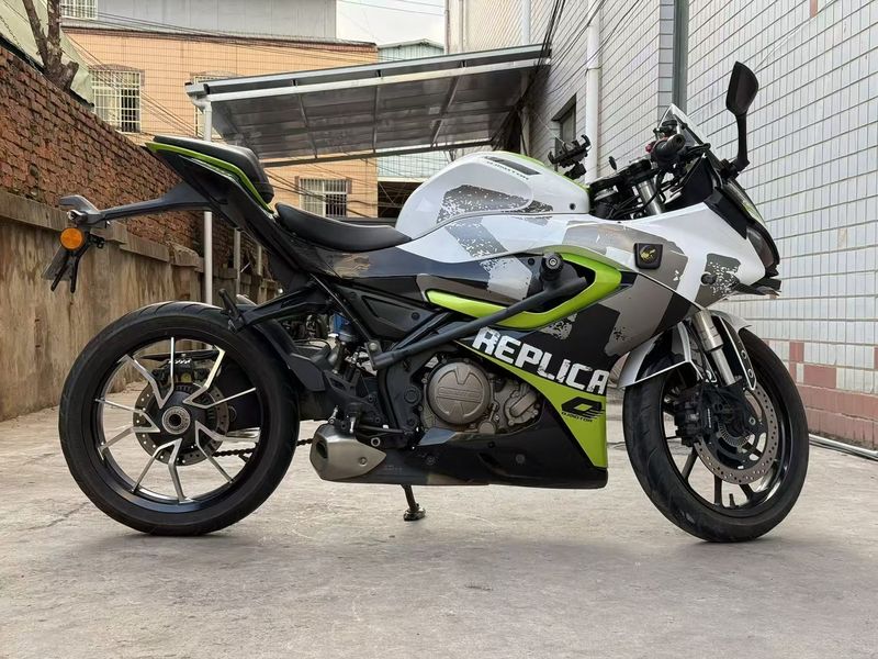 二手QJMOTOR赛250