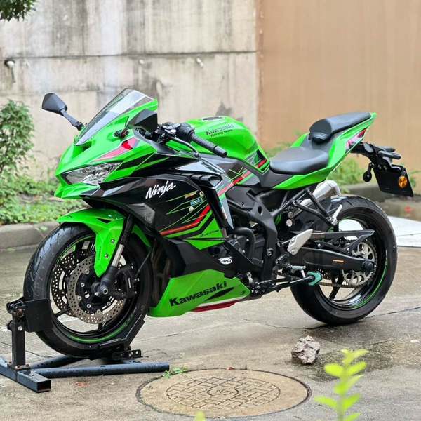 二手川崎ZX-4R