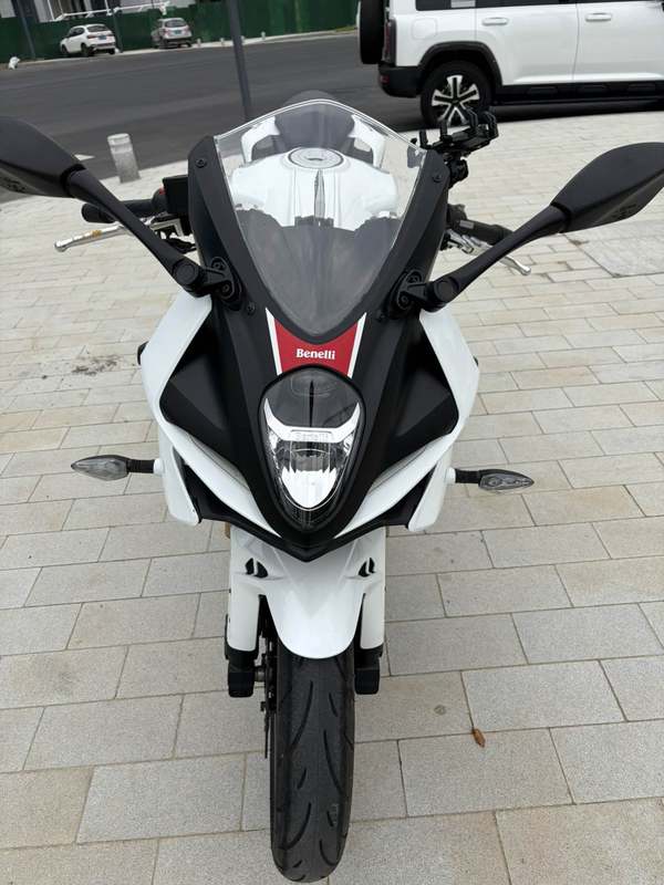 二手贝纳利龙卷风 Tornado 302R