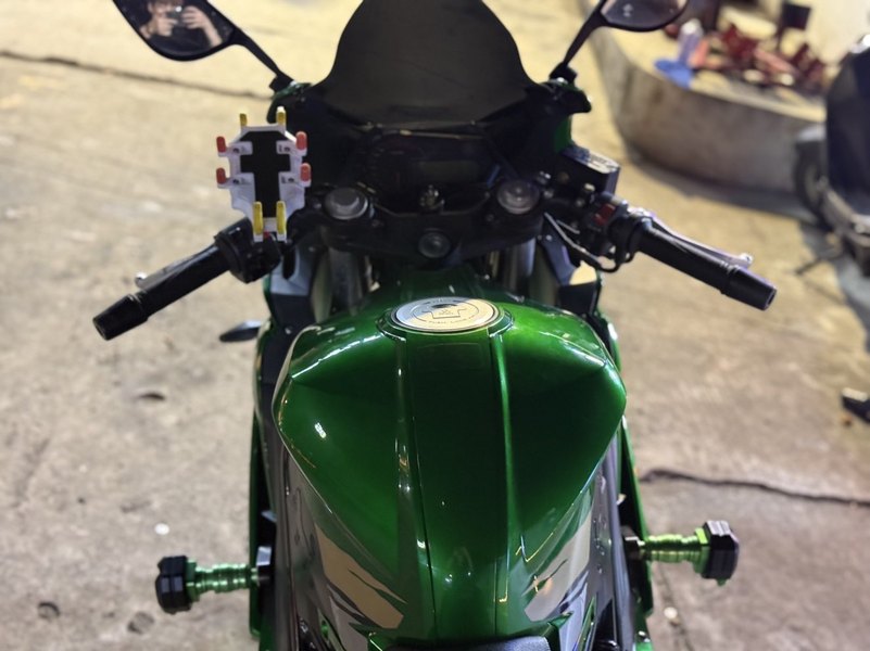 二手贝纳利龙卷风 Tornado 302R