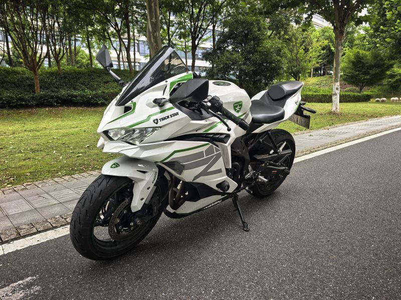 二手川崎ZX-4R