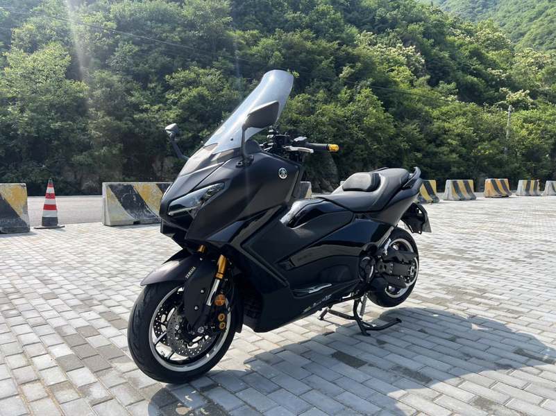 二手雅马哈TMAX