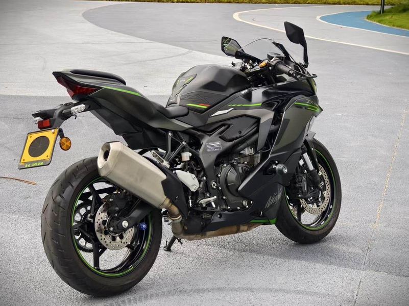 二手川崎ZX-4R