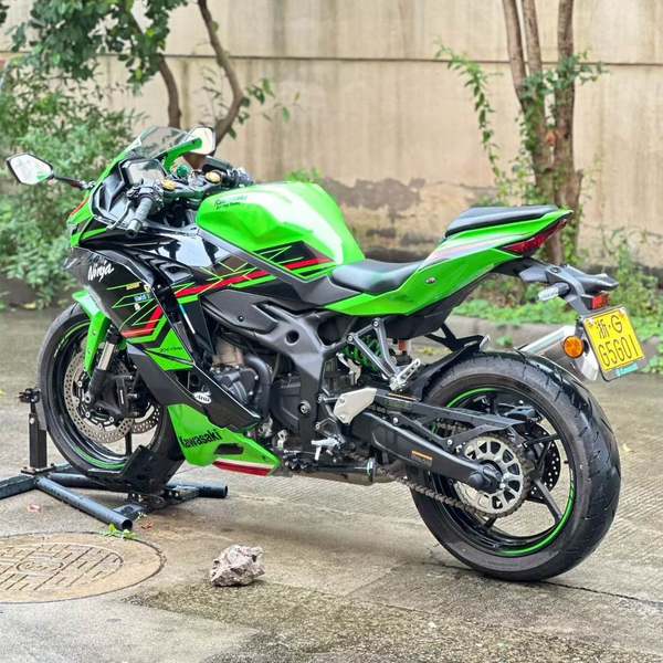 二手川崎ZX-4R