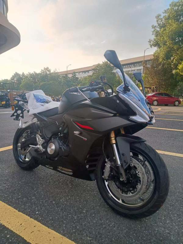 二手贝纳利龙卷风 Tornado 552R