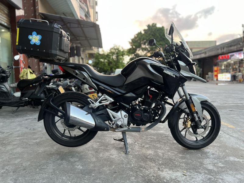 二手五羊本田猛鸷 CB190X
