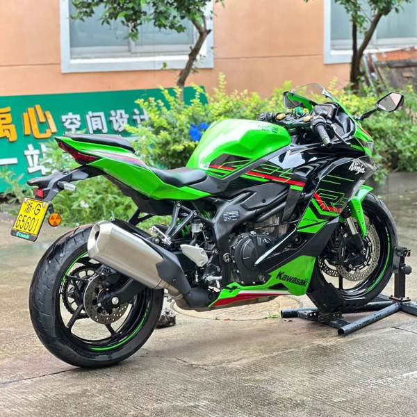 二手川崎ZX-4R