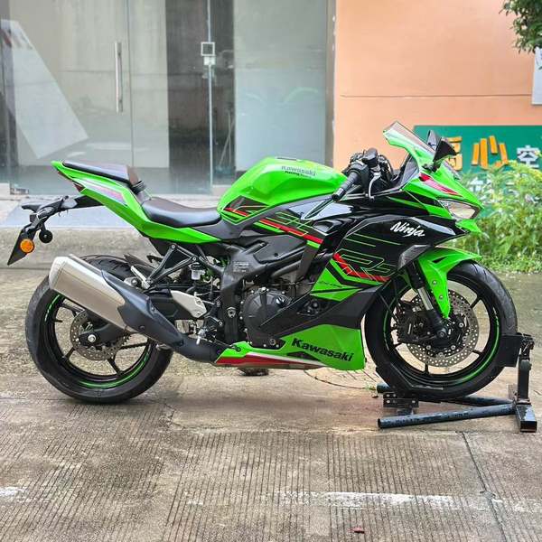 二手川崎ZX-4R