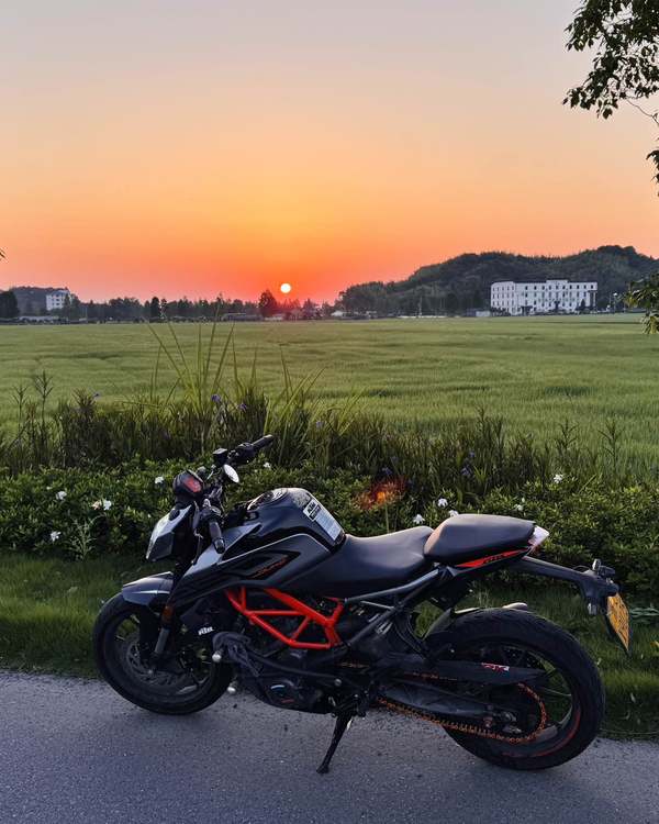 二手KTMR2R250 Duke