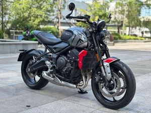 二手凯旋Trident 660