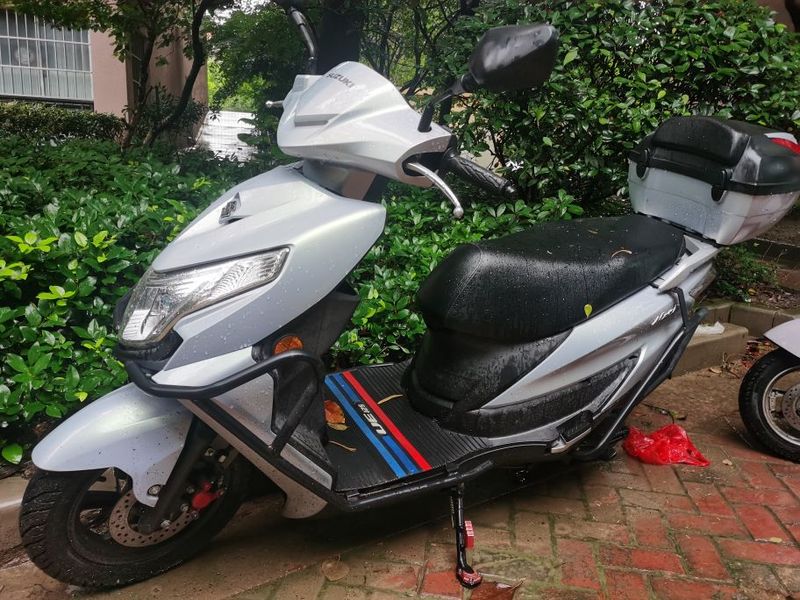二手济南铃木优驿 UE125T