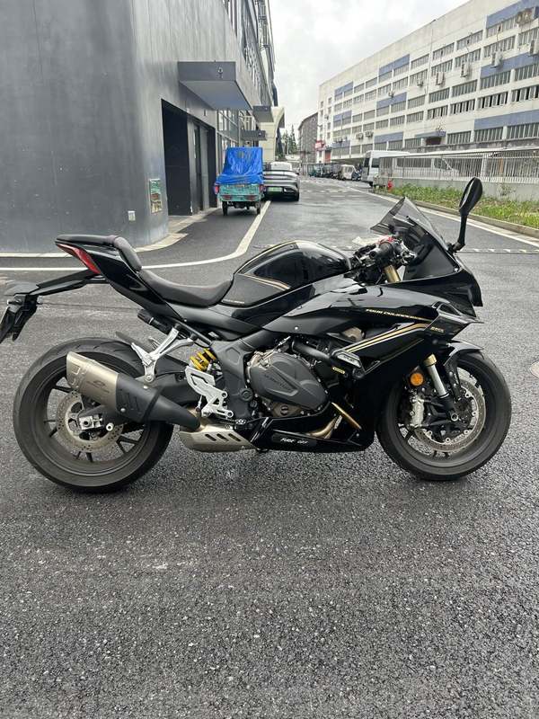 二手QJMOTOR赛800