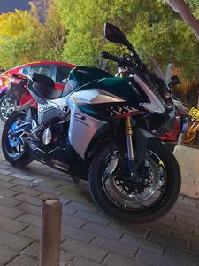 二手贝纳利龙卷风 Tornado 552R