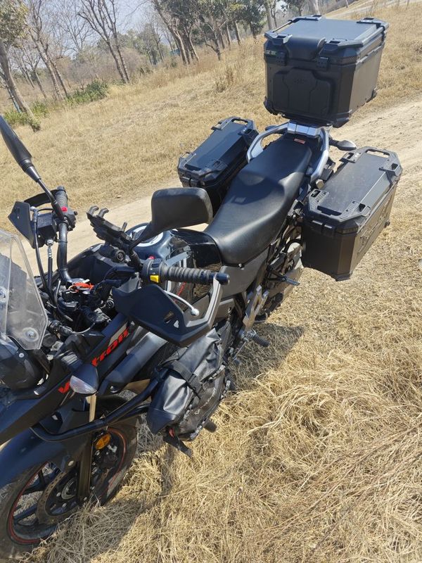 二手豪爵铃木DL250