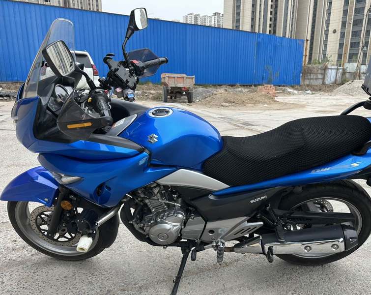 二手铃木GW 250F Inazuma 