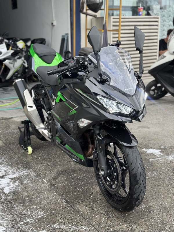二手川崎Ninja 400
