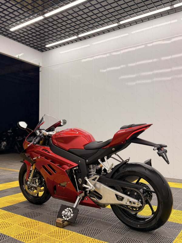二手张雪机车820RR