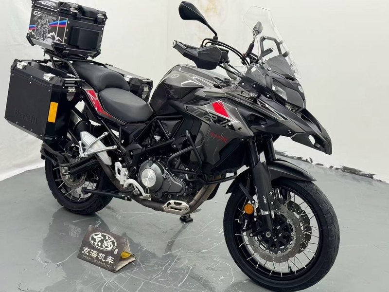 二手贝纳利金鹏 TRK502