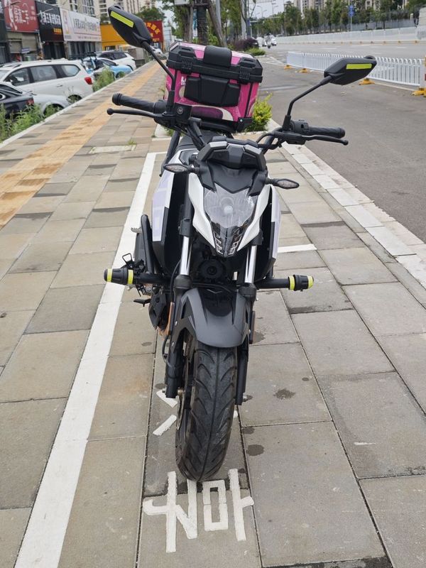 二手春风ST狒狒